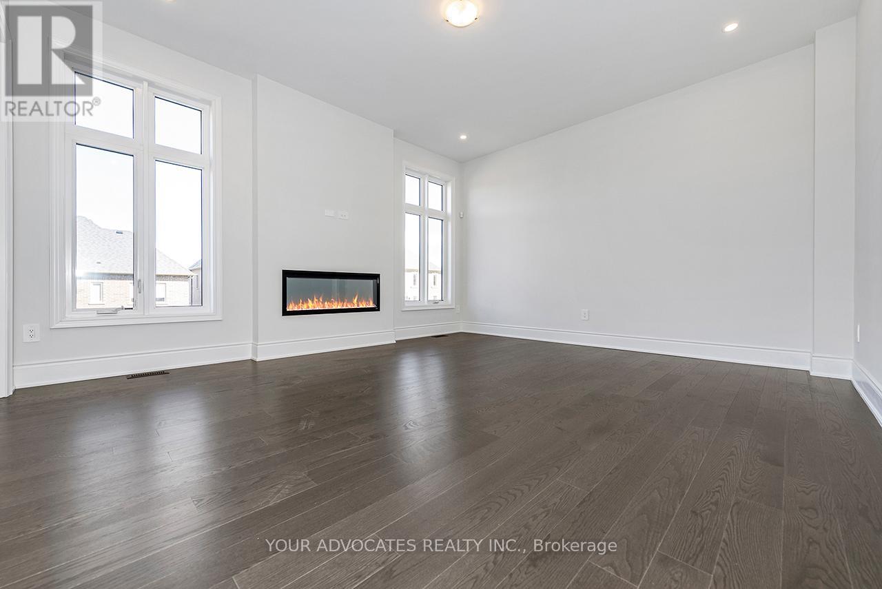 130 Rowe Street, Bradford West Gwillimbury, Ontario  L3Z 4M9 - Photo 18 - N12235000