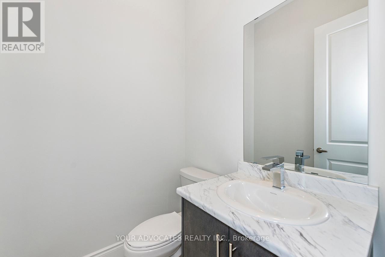 130 Rowe Street, Bradford West Gwillimbury, Ontario  L3Z 4M9 - Photo 20 - N12235000