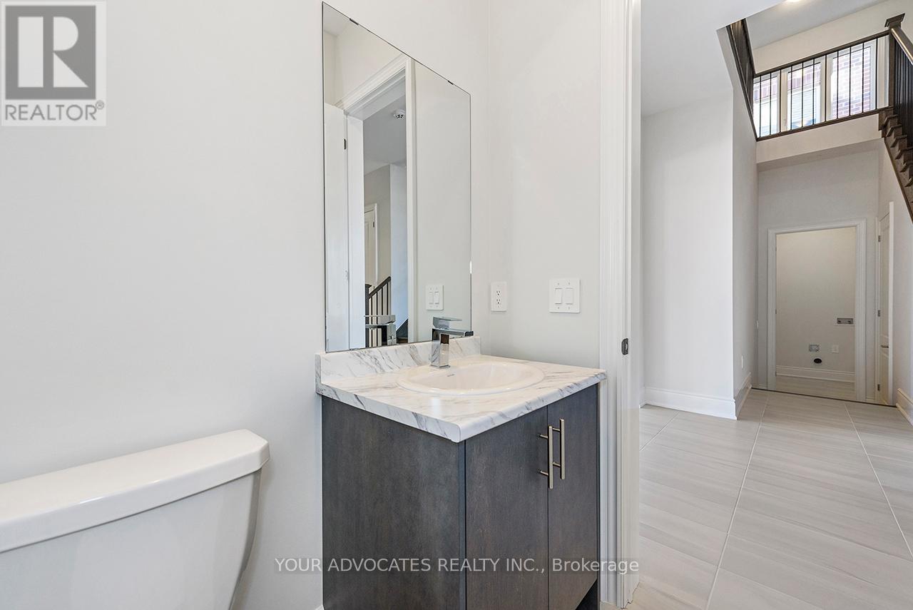 130 Rowe Street, Bradford West Gwillimbury, Ontario  L3Z 4M9 - Photo 21 - N12235000