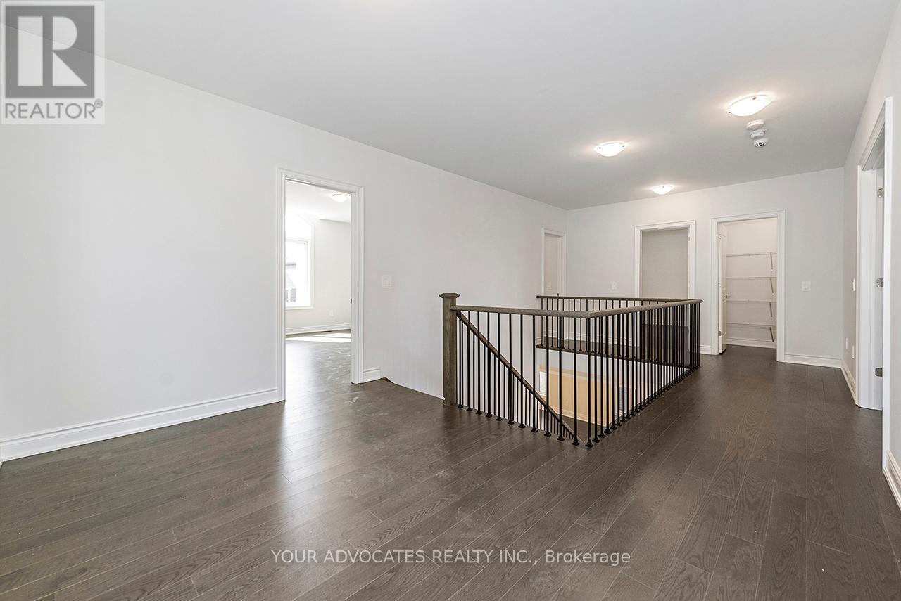 130 Rowe Street, Bradford West Gwillimbury, Ontario  L3Z 4M9 - Photo 23 - N12235000