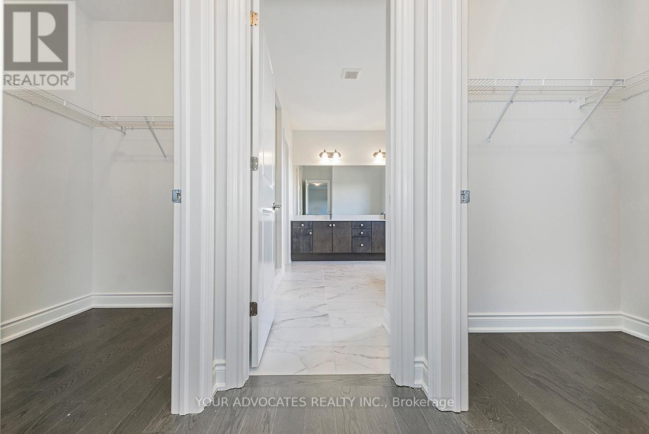 130 Rowe Street, Bradford West Gwillimbury, Ontario  L3Z 4M9 - Photo 28 - N12235000
