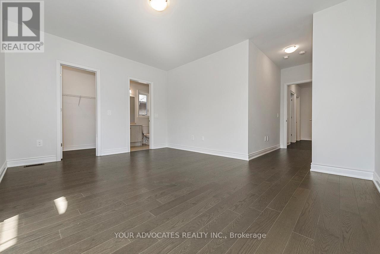 130 Rowe Street, Bradford West Gwillimbury, Ontario  L3Z 4M9 - Photo 37 - N12235000