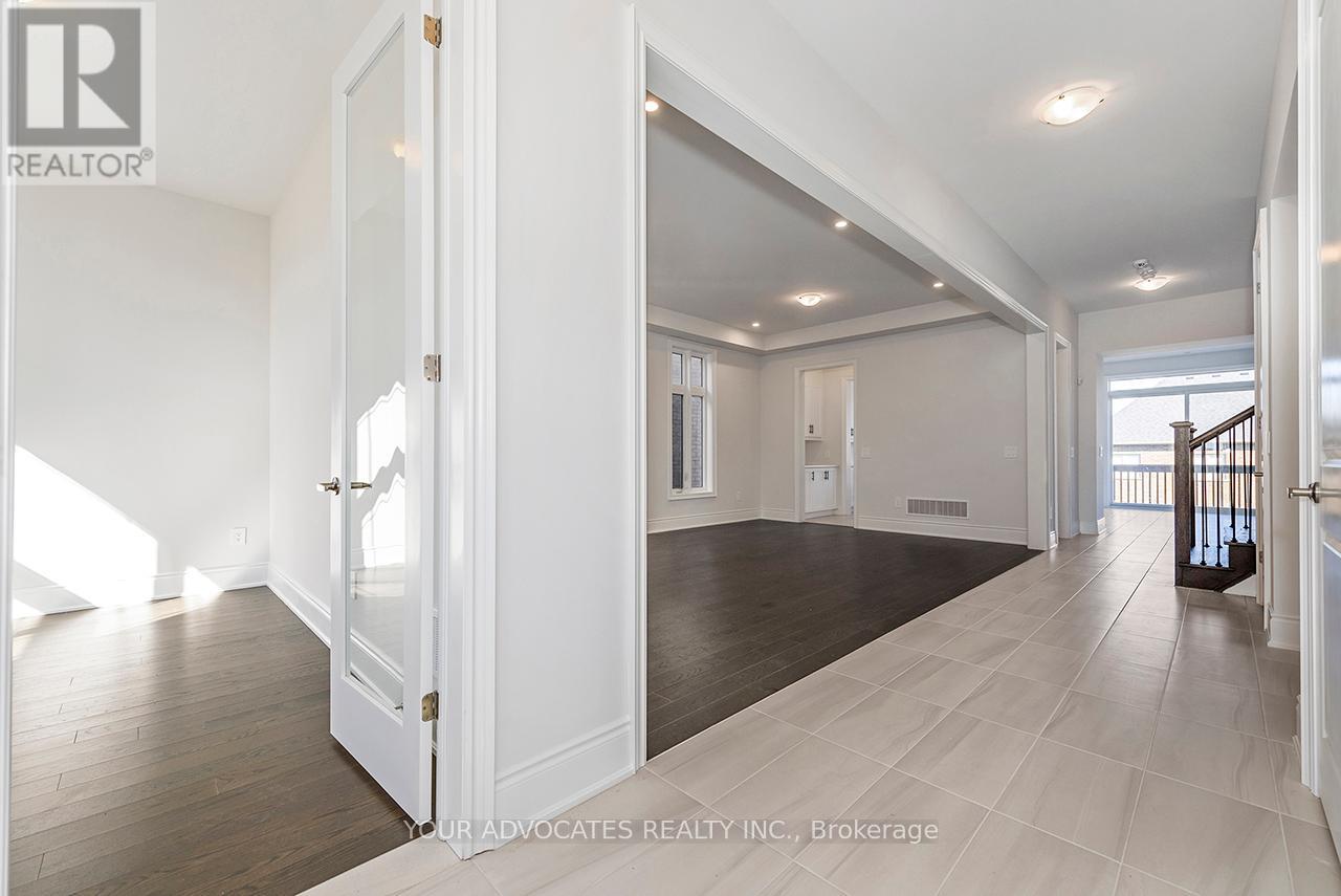 Property at 130 ROWE STREET image 4