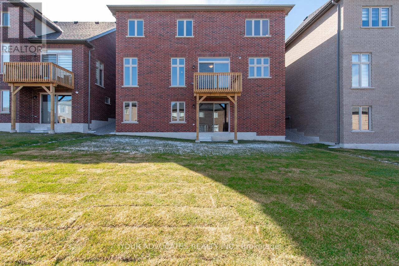 130 Rowe Street, Bradford West Gwillimbury, Ontario  L3Z 4M9 - Photo 42 - N12235000