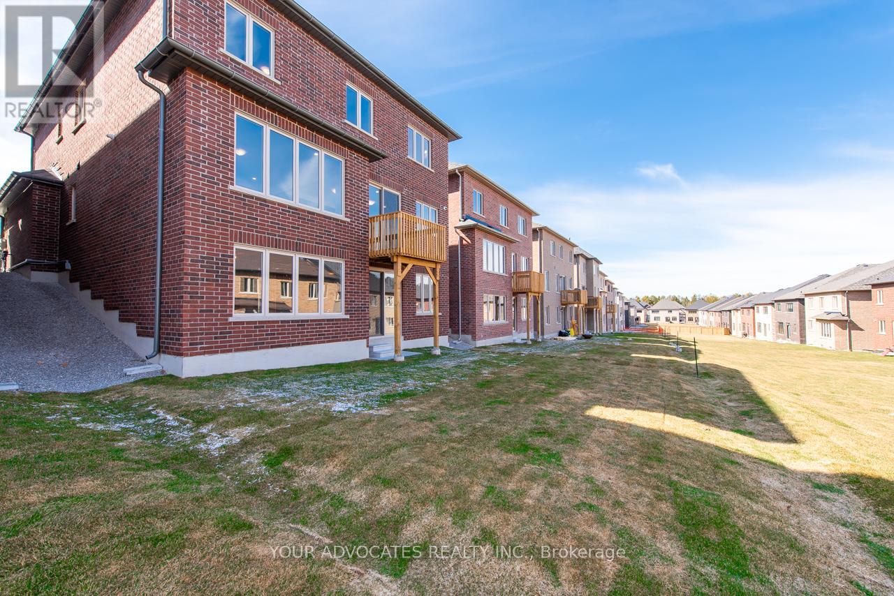 Property at 142 ROWE STREET image 4