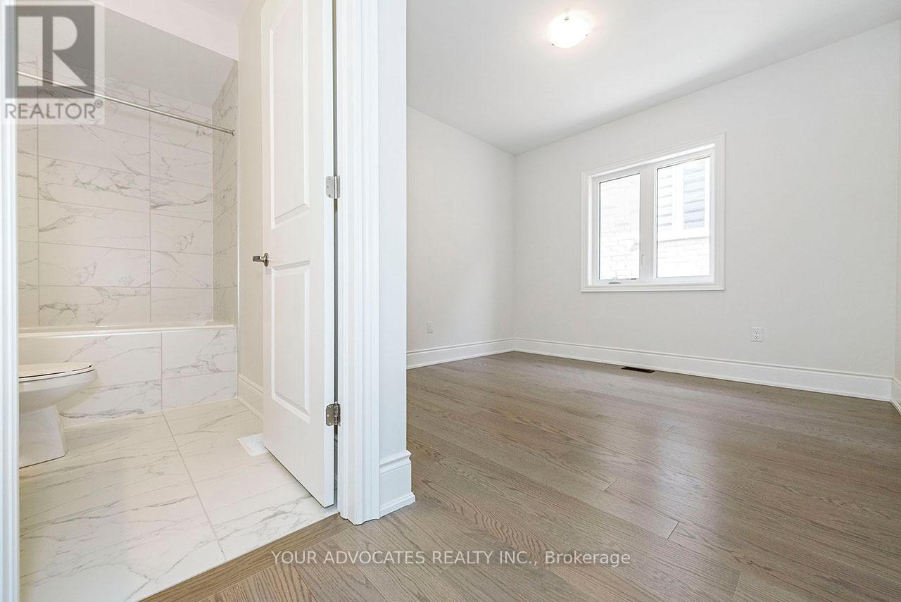 29 Plank Road, Bradford West Gwillimbury, Ontario  L3Z 4N3 - Photo 32 - N12235016