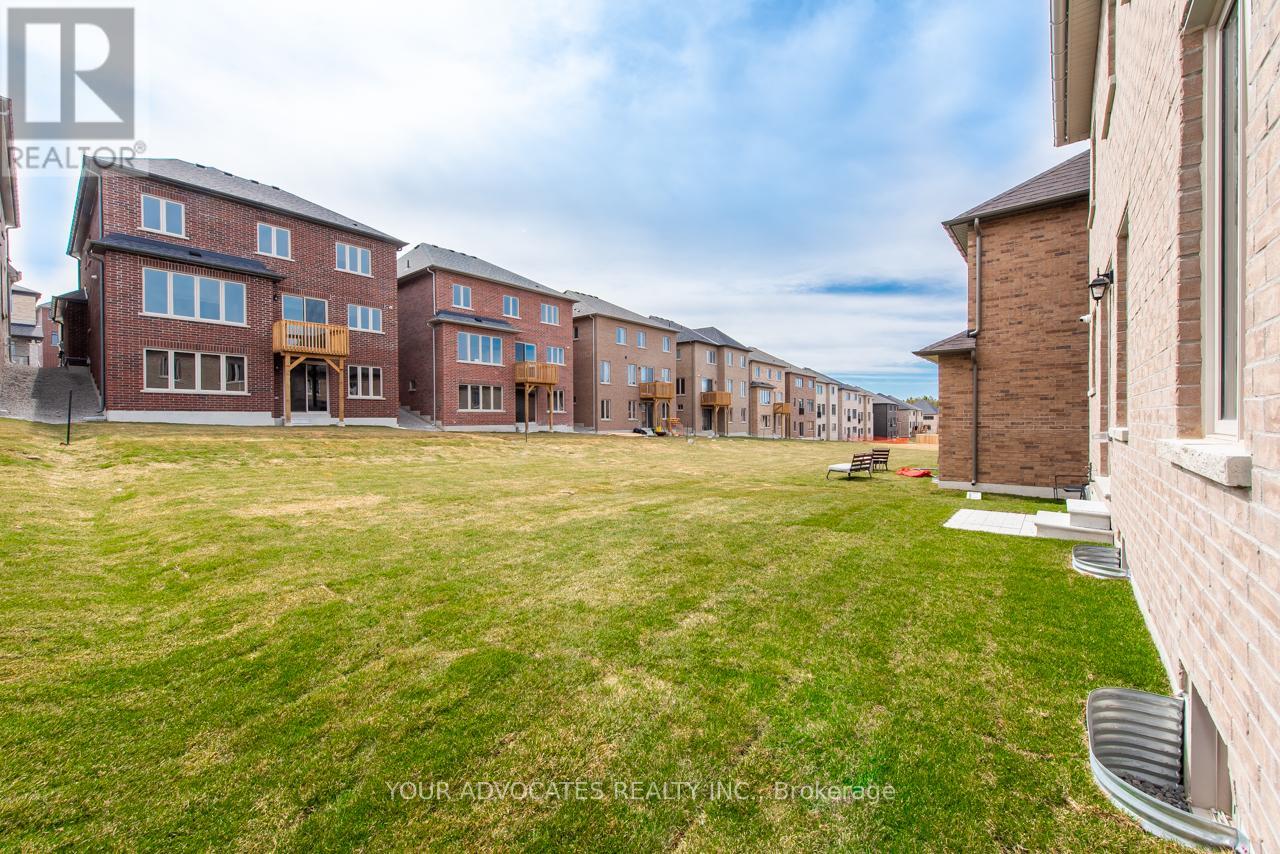 29 Plank Road, Bradford West Gwillimbury, Ontario  L3Z 4N3 - Photo 4 - N12235016