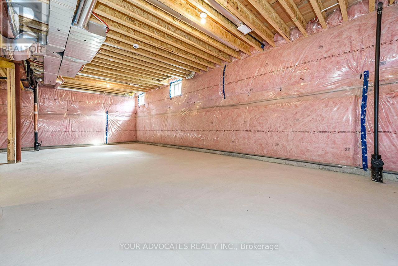 29 Plank Road, Bradford West Gwillimbury, Ontario  L3Z 4N3 - Photo 46 - N12235016