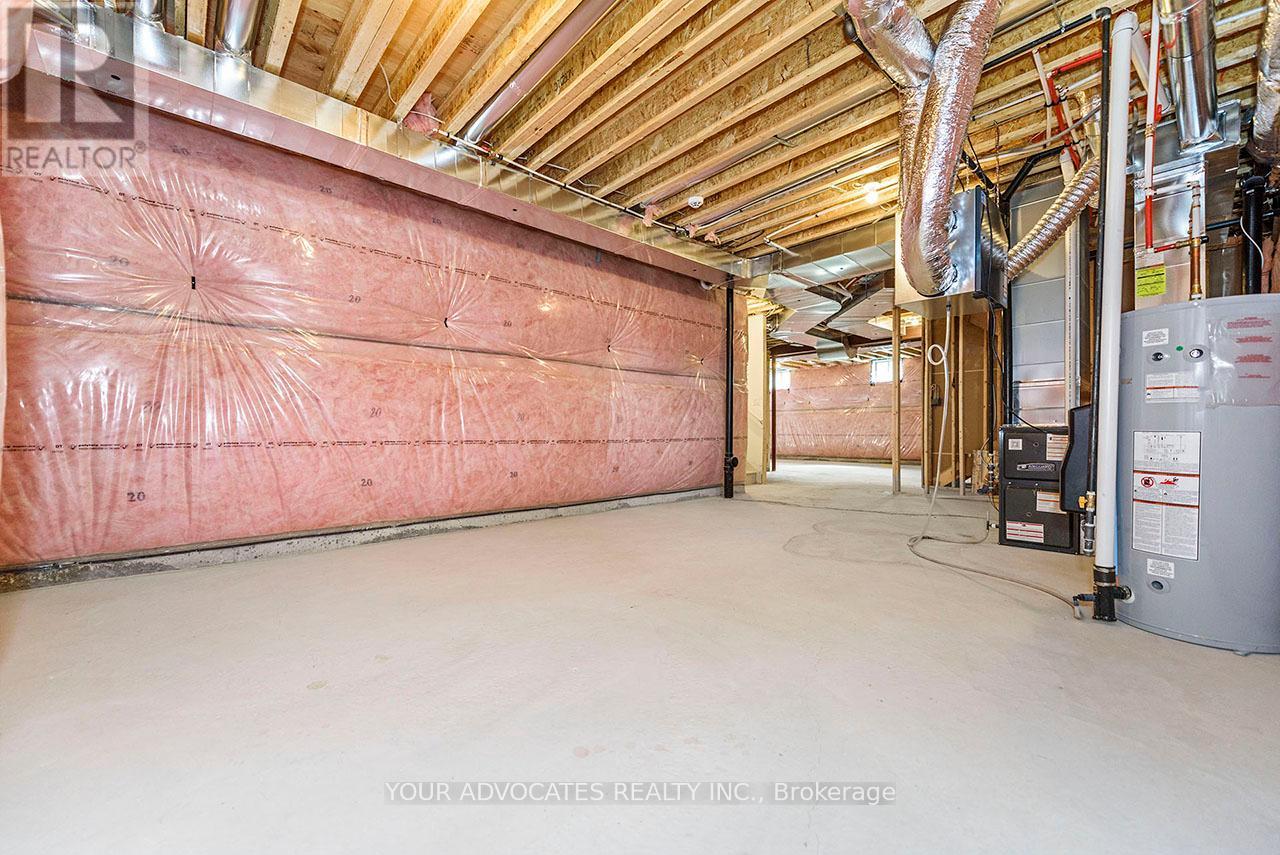 29 Plank Road, Bradford West Gwillimbury, Ontario  L3Z 4N3 - Photo 48 - N12235016