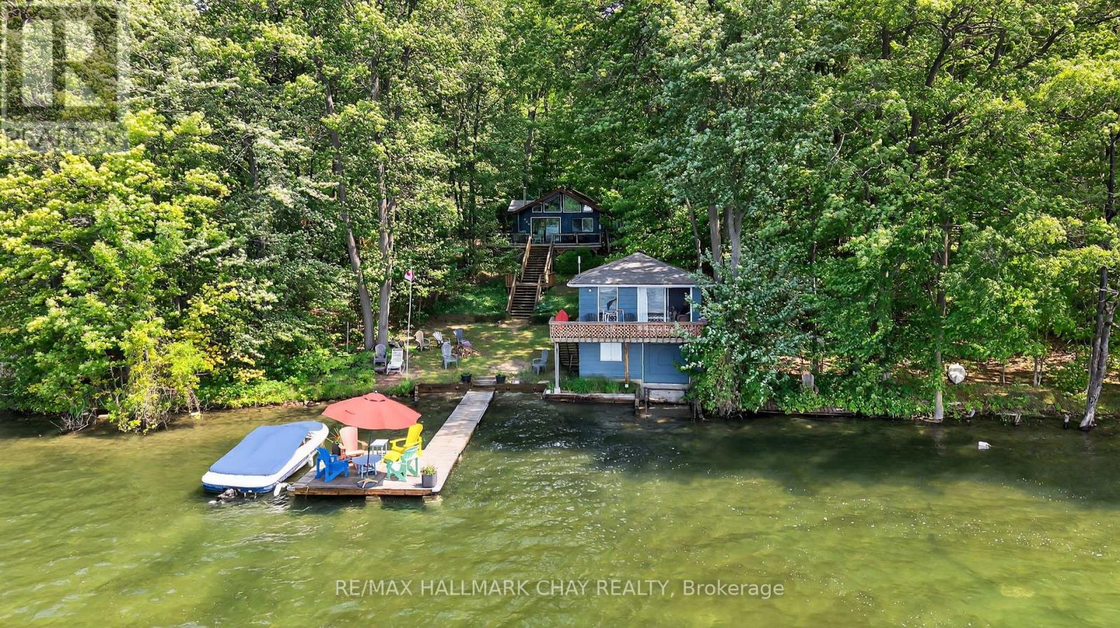 Property at 112 FARLAIN LAKE ROAD E image 1