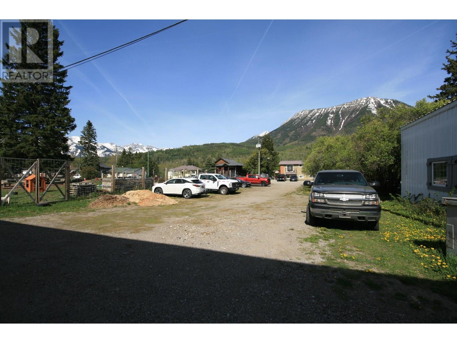 502 522 542 5th Avenue, Fernie, British Columbia  V0B 1M0 - Photo 4 - 10352791