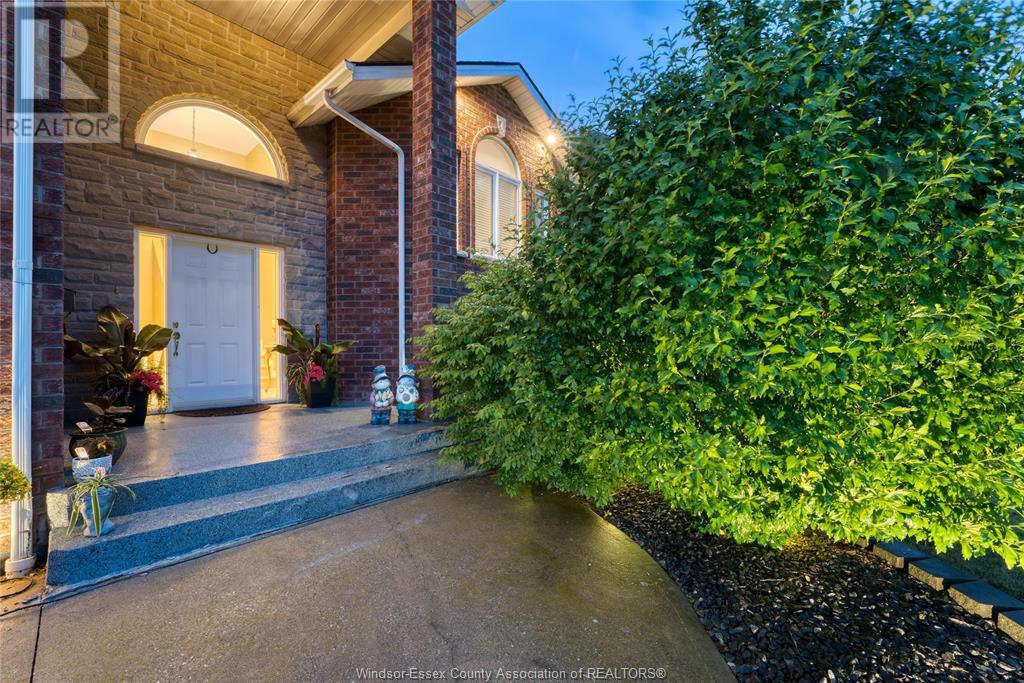 Property at 455 HURON image 4