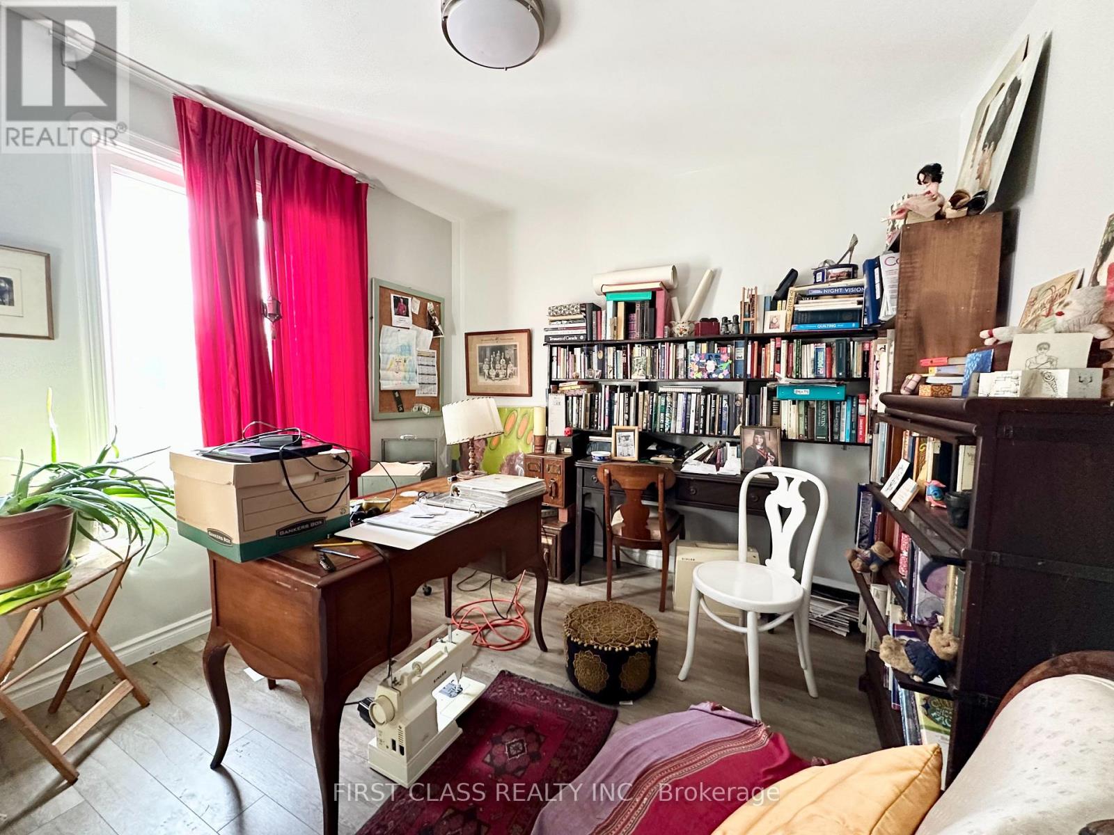 82 Hillcroft Drive, Toronto (Islington-City Centre West), Ontario  M9B 4X9 - Photo 7 - W12234854