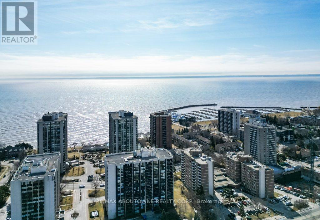 Ph2 - 2180 Marine Drive, Oakville, Ontario  L6L 5V2 - Photo 1 - W12234890