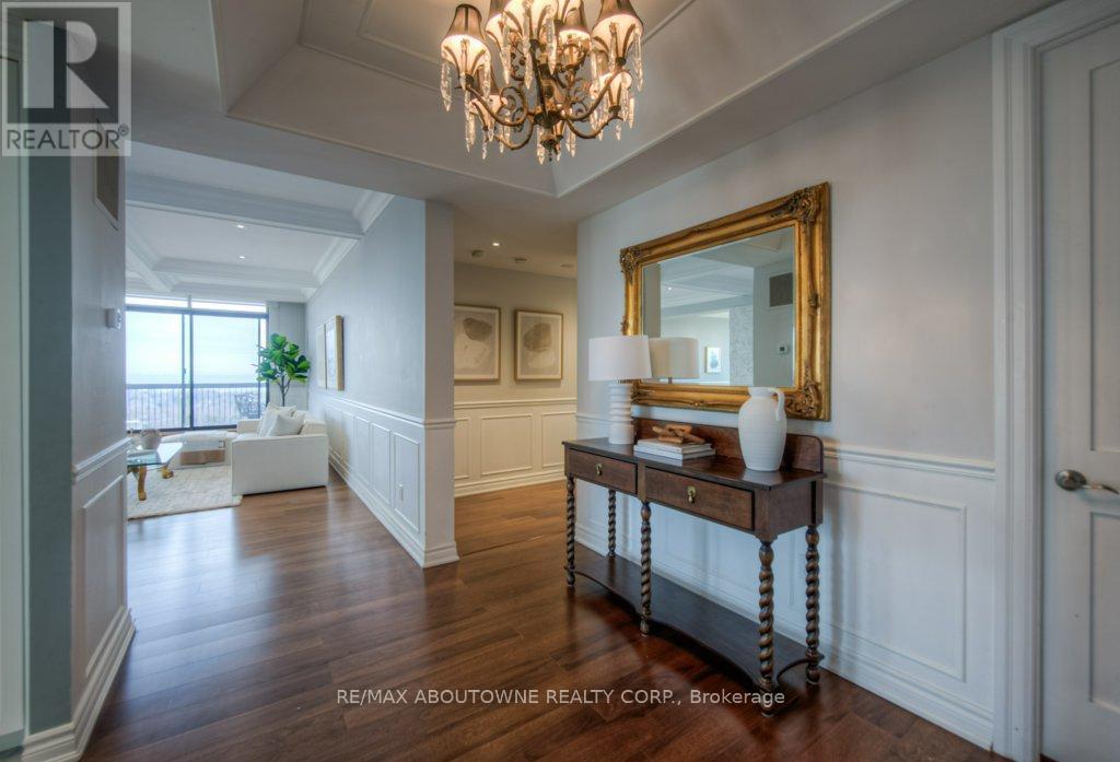 Ph2 - 2180 Marine Drive, Oakville, Ontario  L6L 5V2 - Photo 2 - W12234890