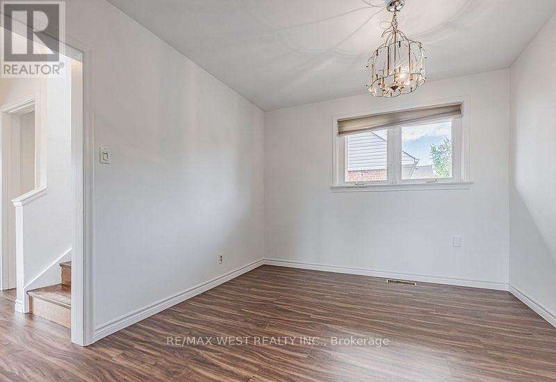62 Stavely Crescent, Toronto, Ontario  M9W 2C4 - Photo 16 - W12234933