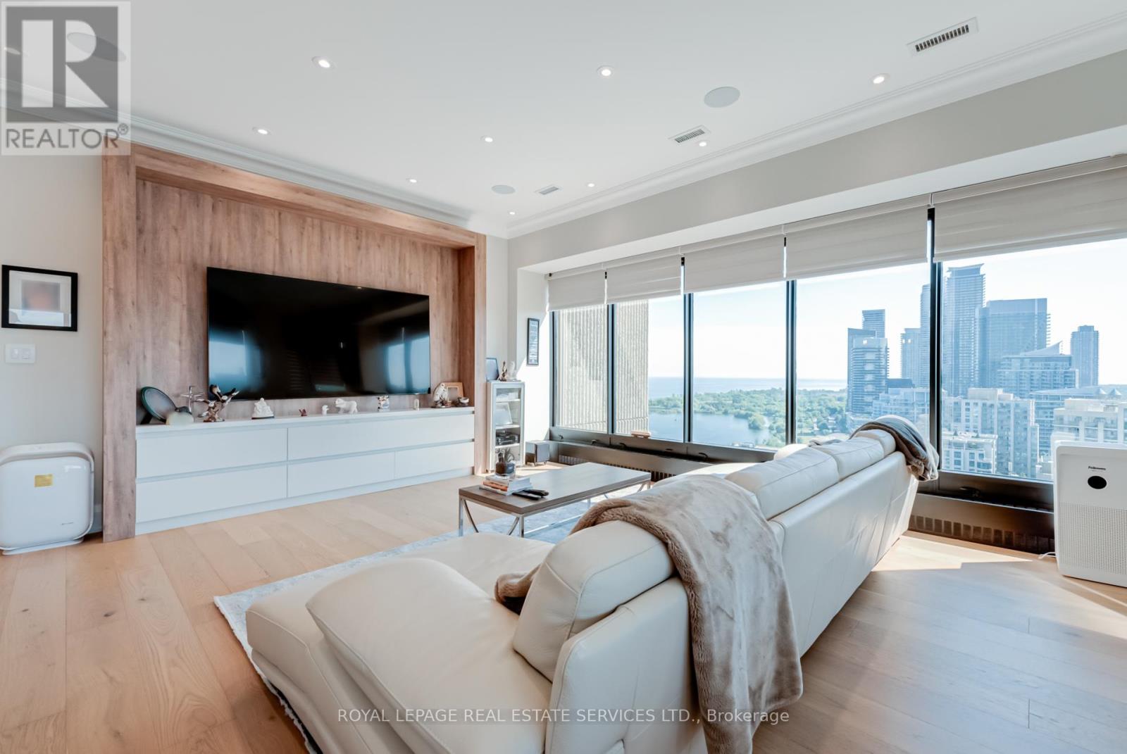 2508 - 2045 Lake Shore Boulevard W, Toronto, Ontario  M8V 2Z6 - Photo 14 - W12235023
