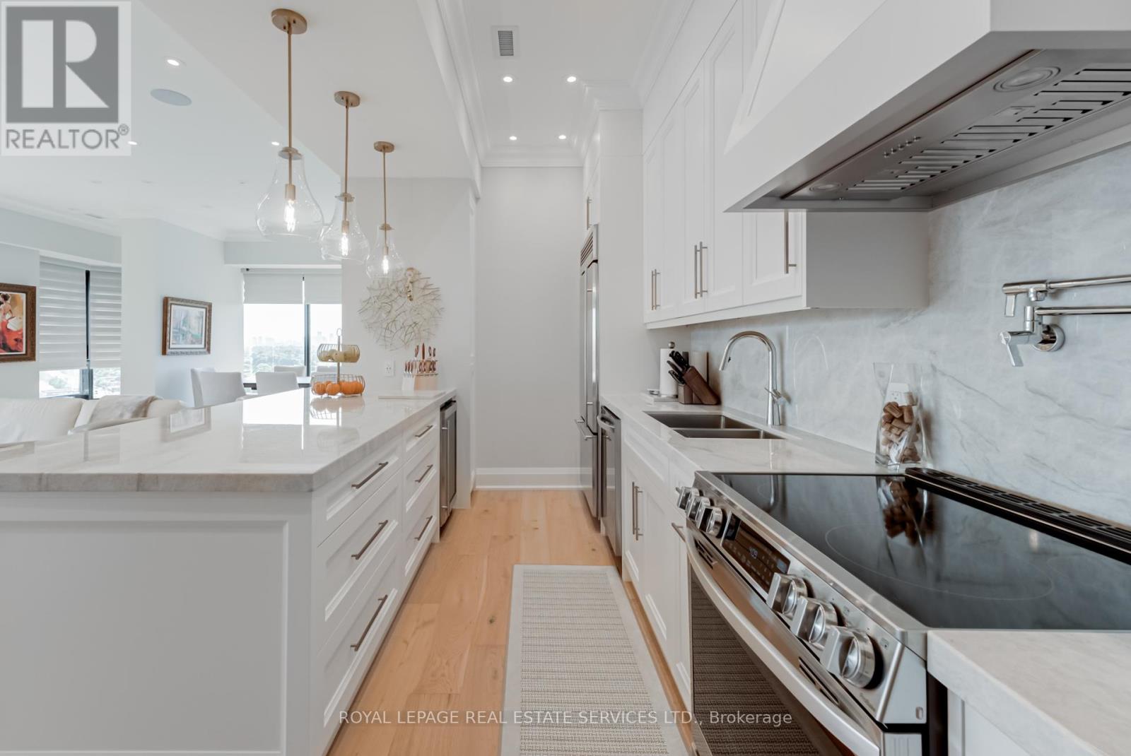 2508 - 2045 Lake Shore Boulevard W, Toronto, Ontario  M8V 2Z6 - Photo 18 - W12235023
