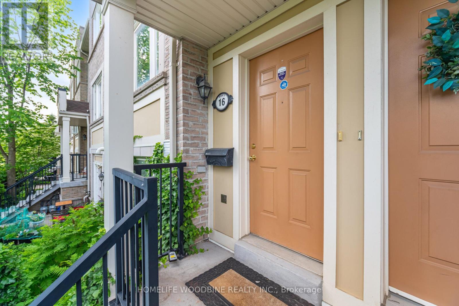 Property at 16 - 4861 HALF MOON GROVE image 3