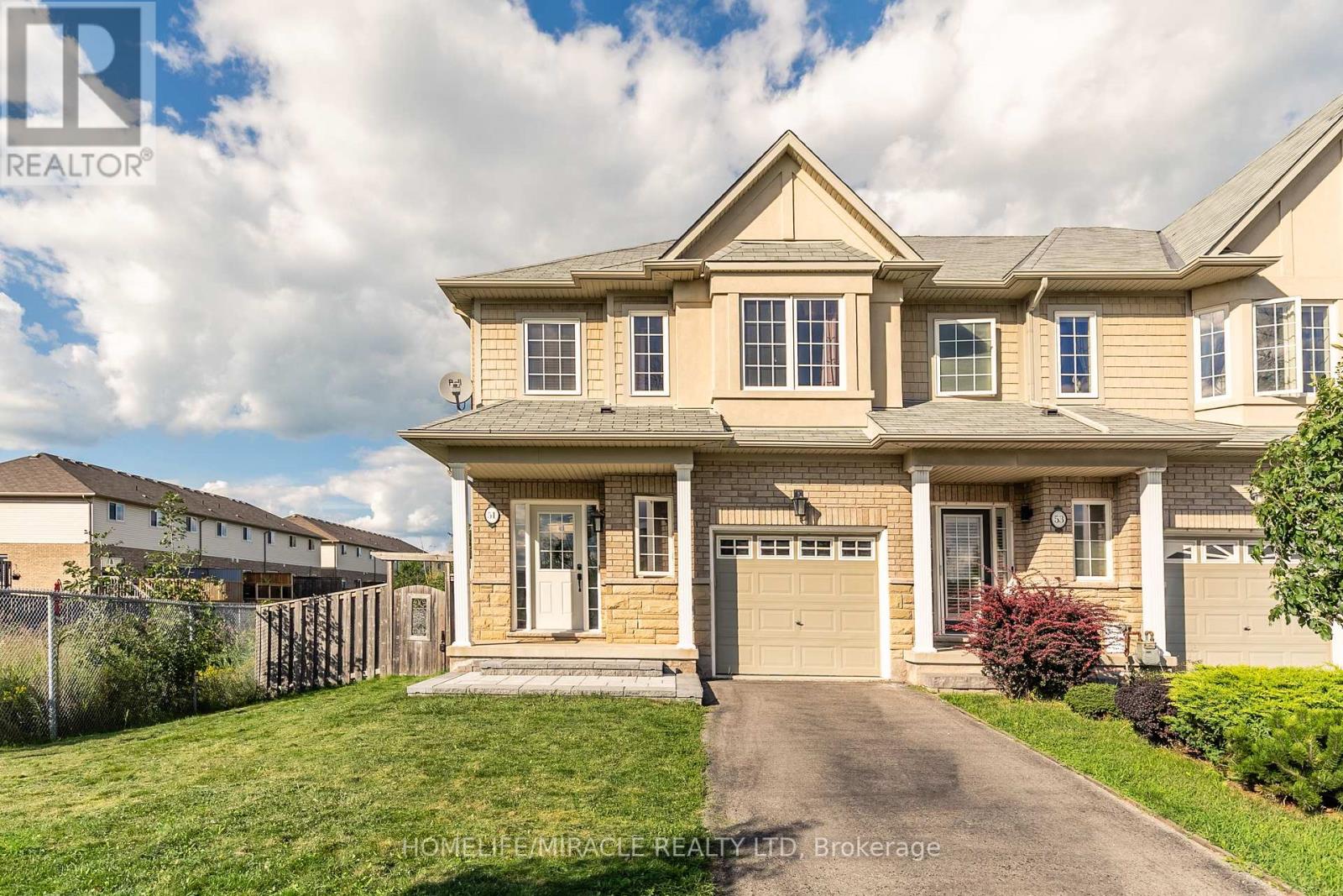 51 Palacebeach Trail, Hamilton, Ontario  L8E 0B9 - Photo 2 - X12234954