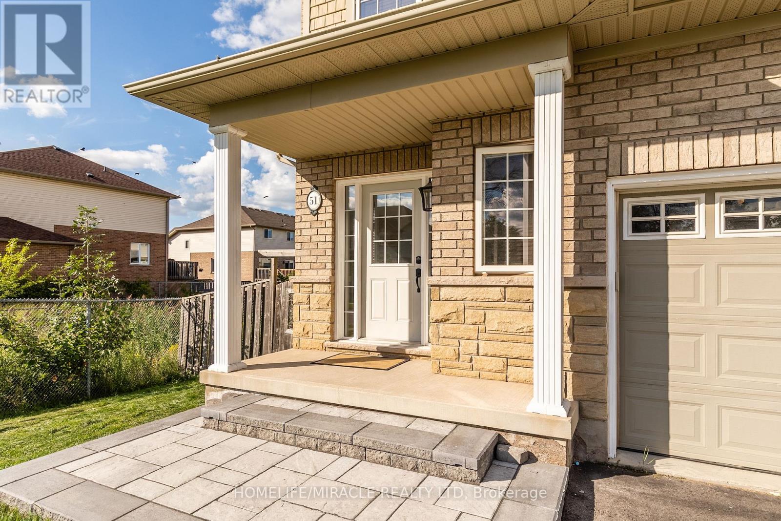 51 Palacebeach Trail, Hamilton, Ontario  L8E 0B9 - Photo 3 - X12234954