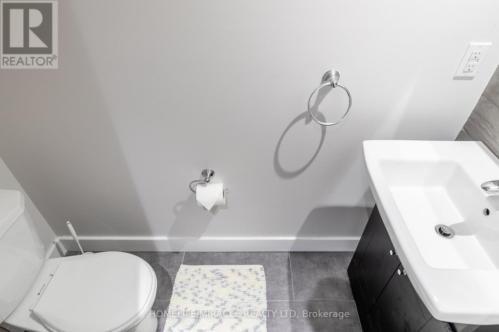 51 Palacebeach Trail, Hamilton, Ontario  L8E 0B9 - Photo 50 - X12234954