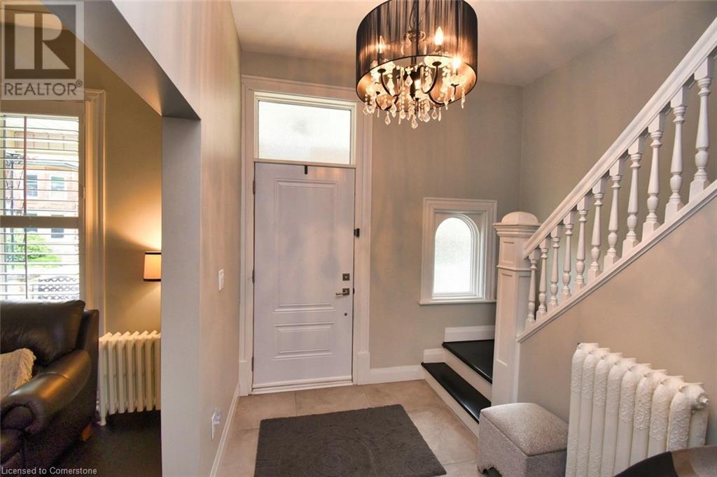 179 Macnab Street N, Hamilton, Ontario  L8R 2M5 - Photo 6 - 40742970