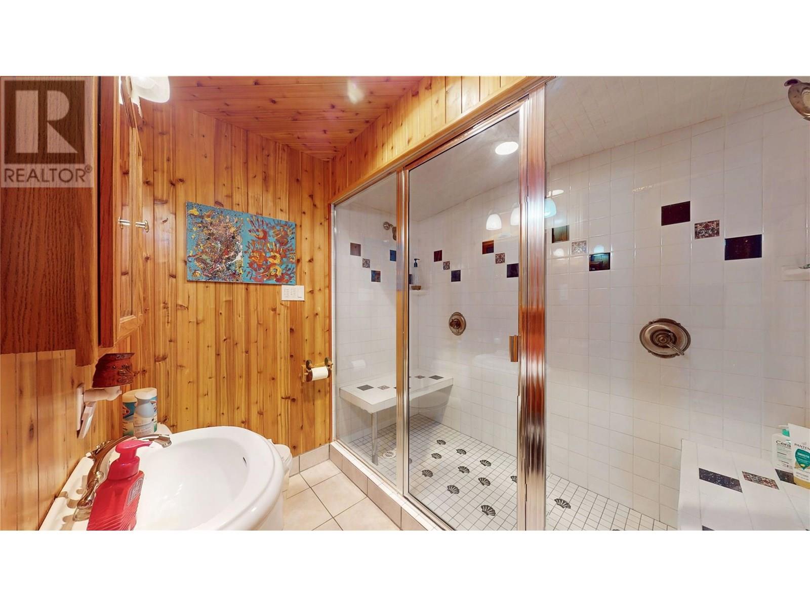 1528 Tie Lake Loop Road, Jaffray, British Columbia  V0B 1T0 - Photo 20 - 10348494