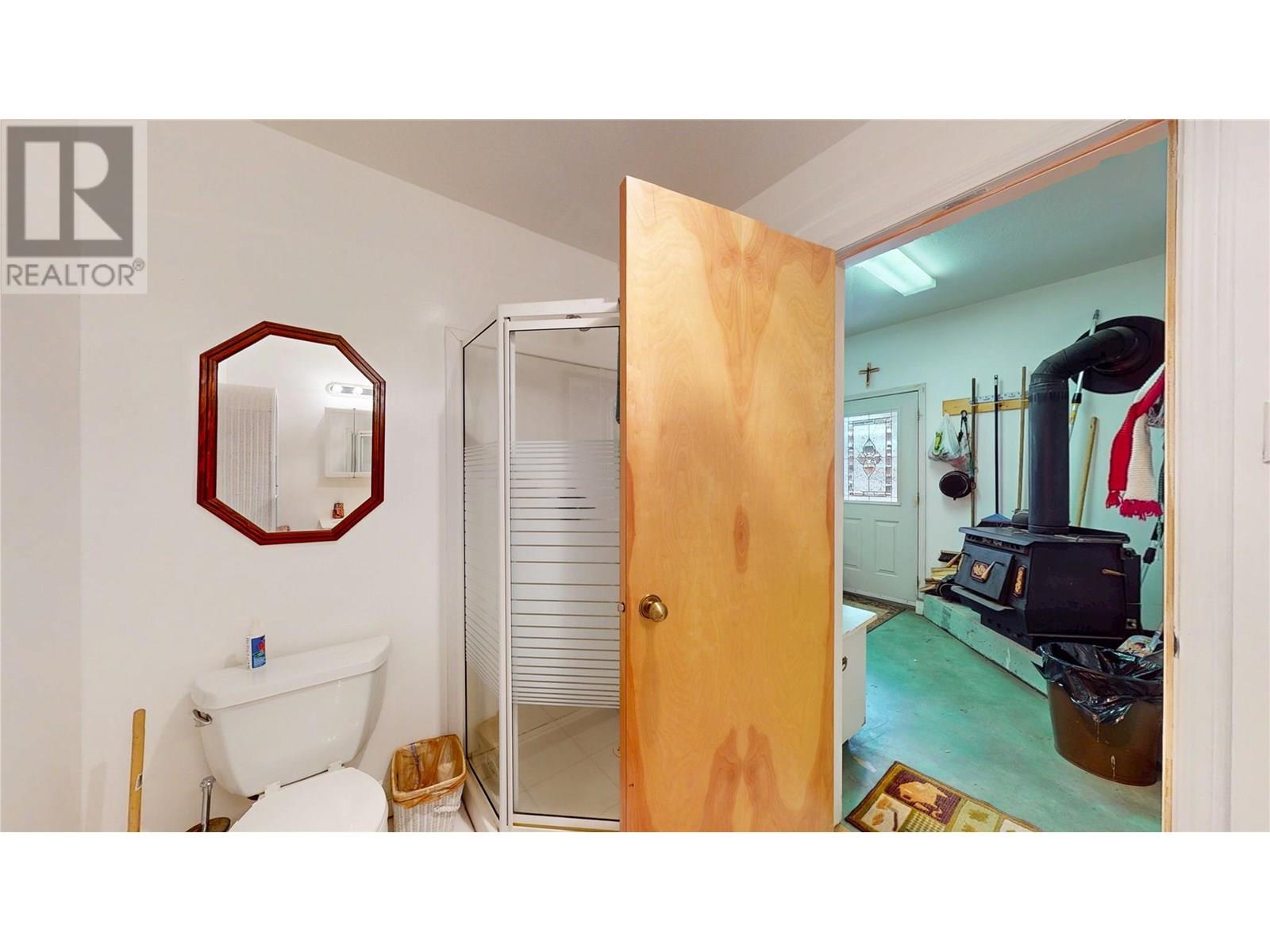 1528 Tie Lake Loop Road, Jaffray, British Columbia  V0B 1T0 - Photo 33 - 10348494