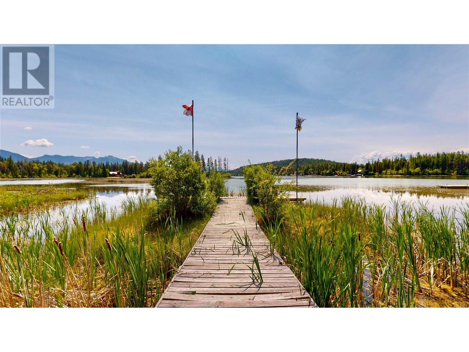 1528 Tie Lake Loop Road, Jaffray, British Columbia  V0B 1T0 - Photo 2 - 10348494