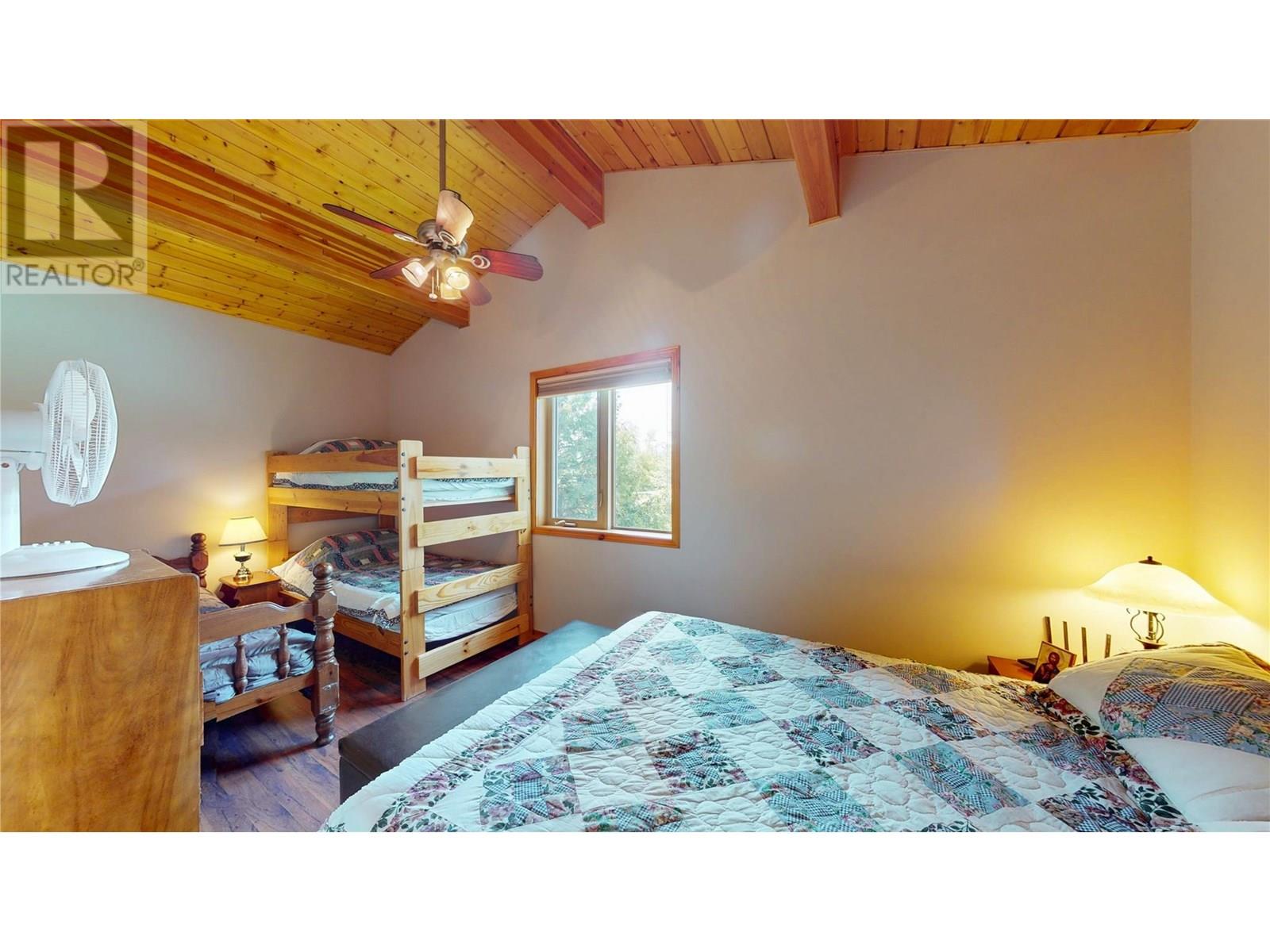 1528 Tie Lake Loop Road, Jaffray, British Columbia  V0B 1T0 - Photo 26 - 10348494