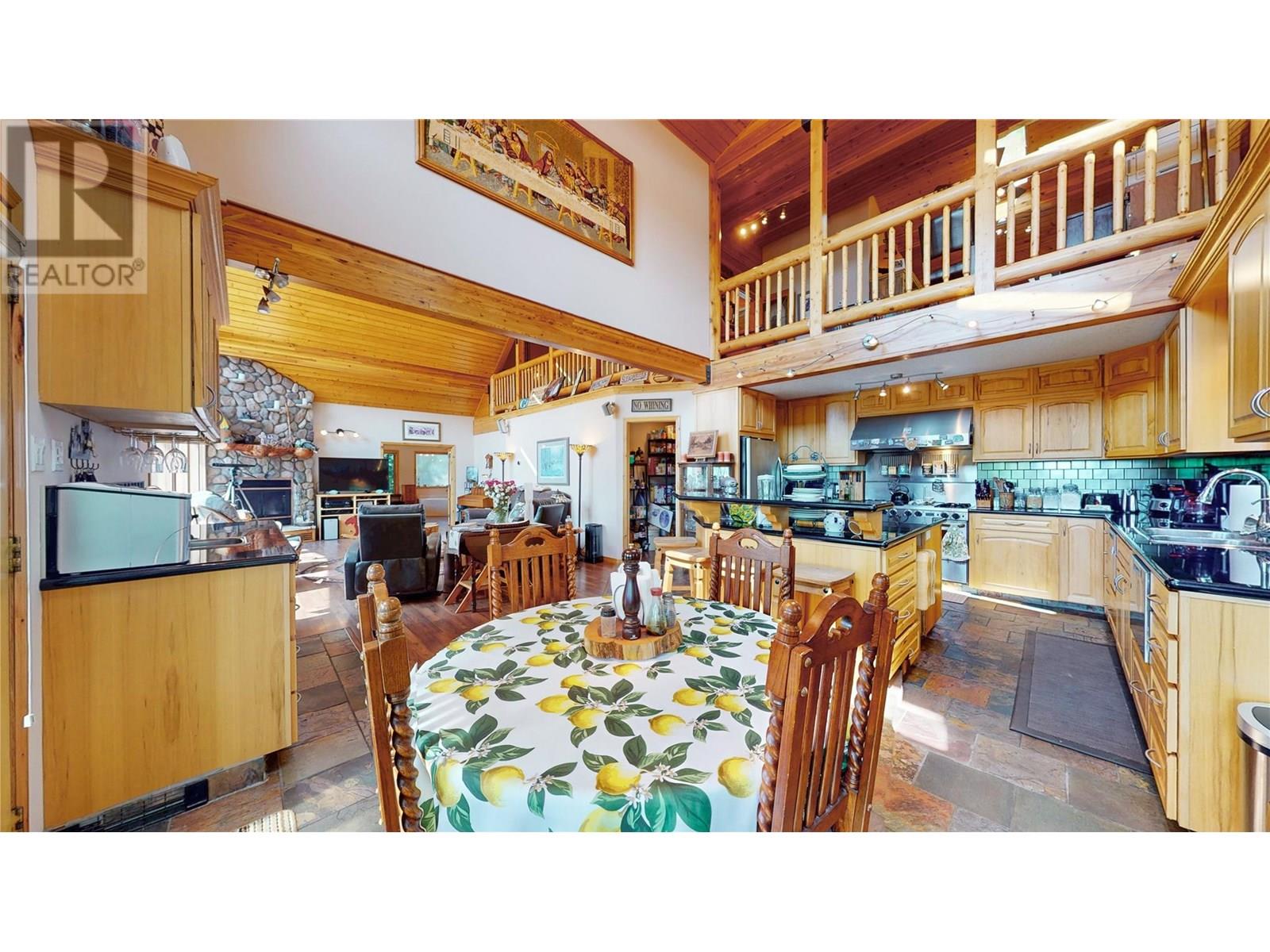 1528 Tie Lake Loop Road, Jaffray, British Columbia  V0B 1T0 - Photo 7 - 10348494