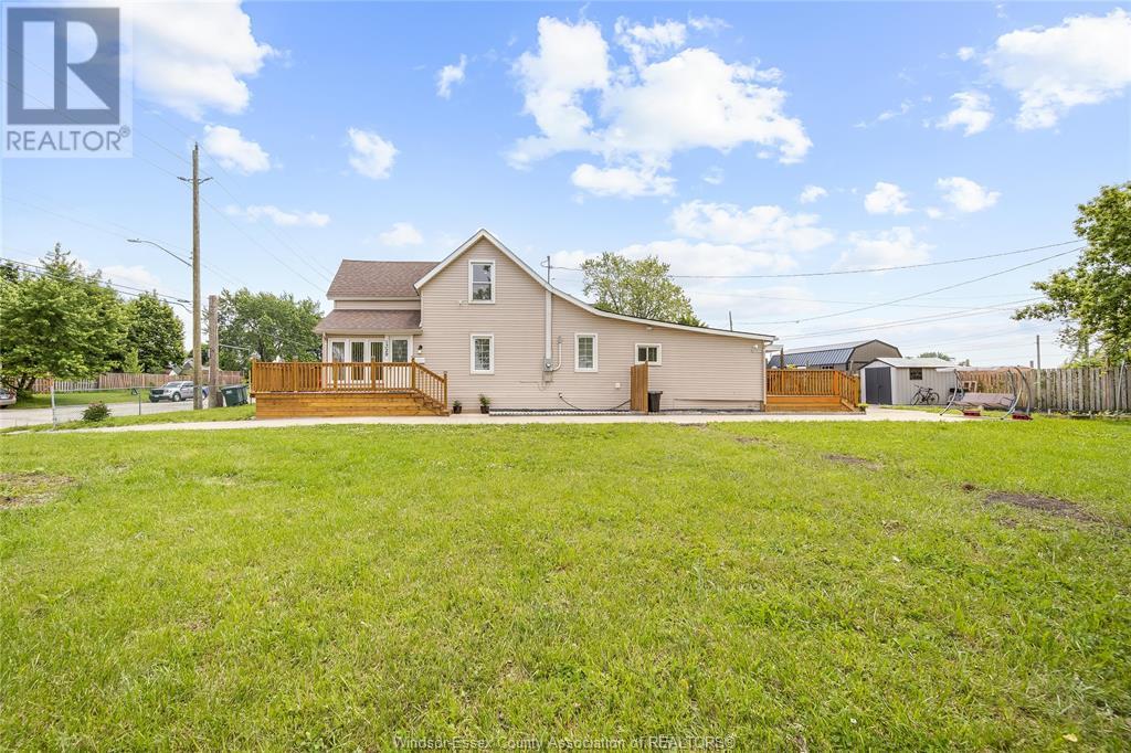 Property at 1329 WELLINGTON image 5
