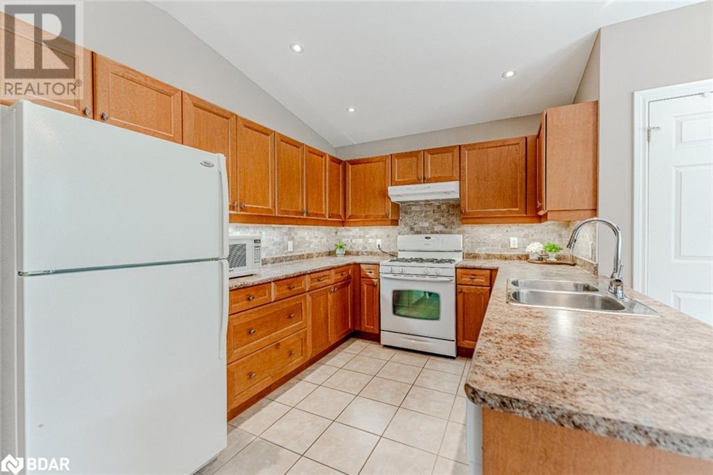 Property at 22 TRELLIS Lane image 4