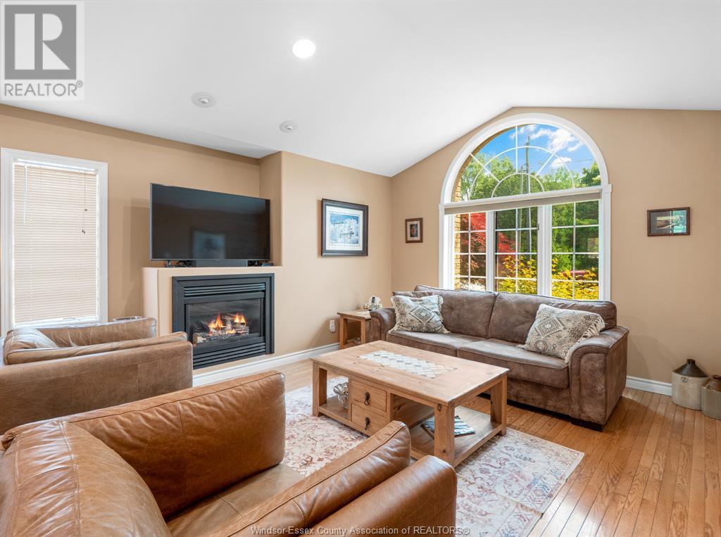 Property at 1520 BOUFFARD image 5