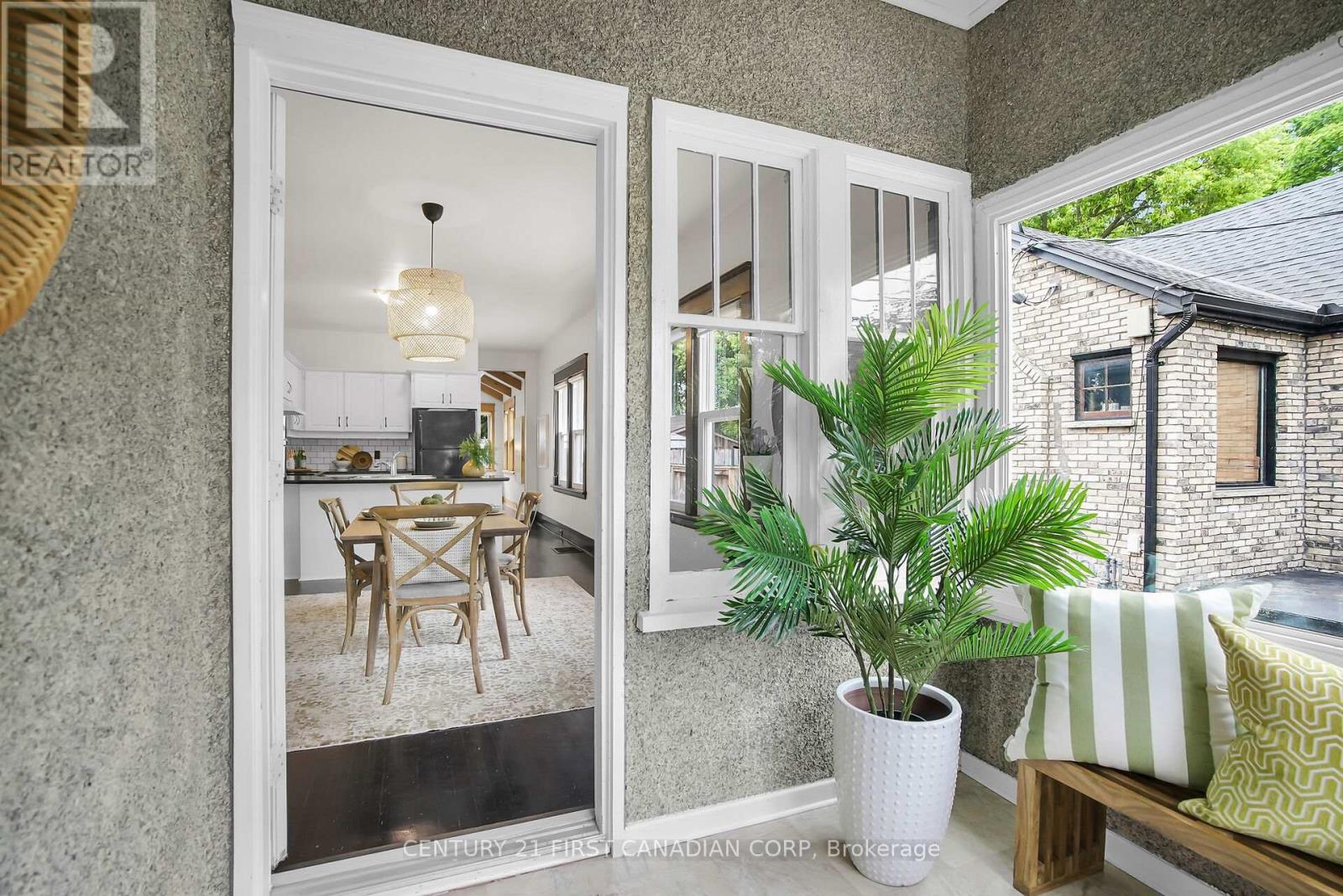 Property at 125 WESTON STREET image 4
