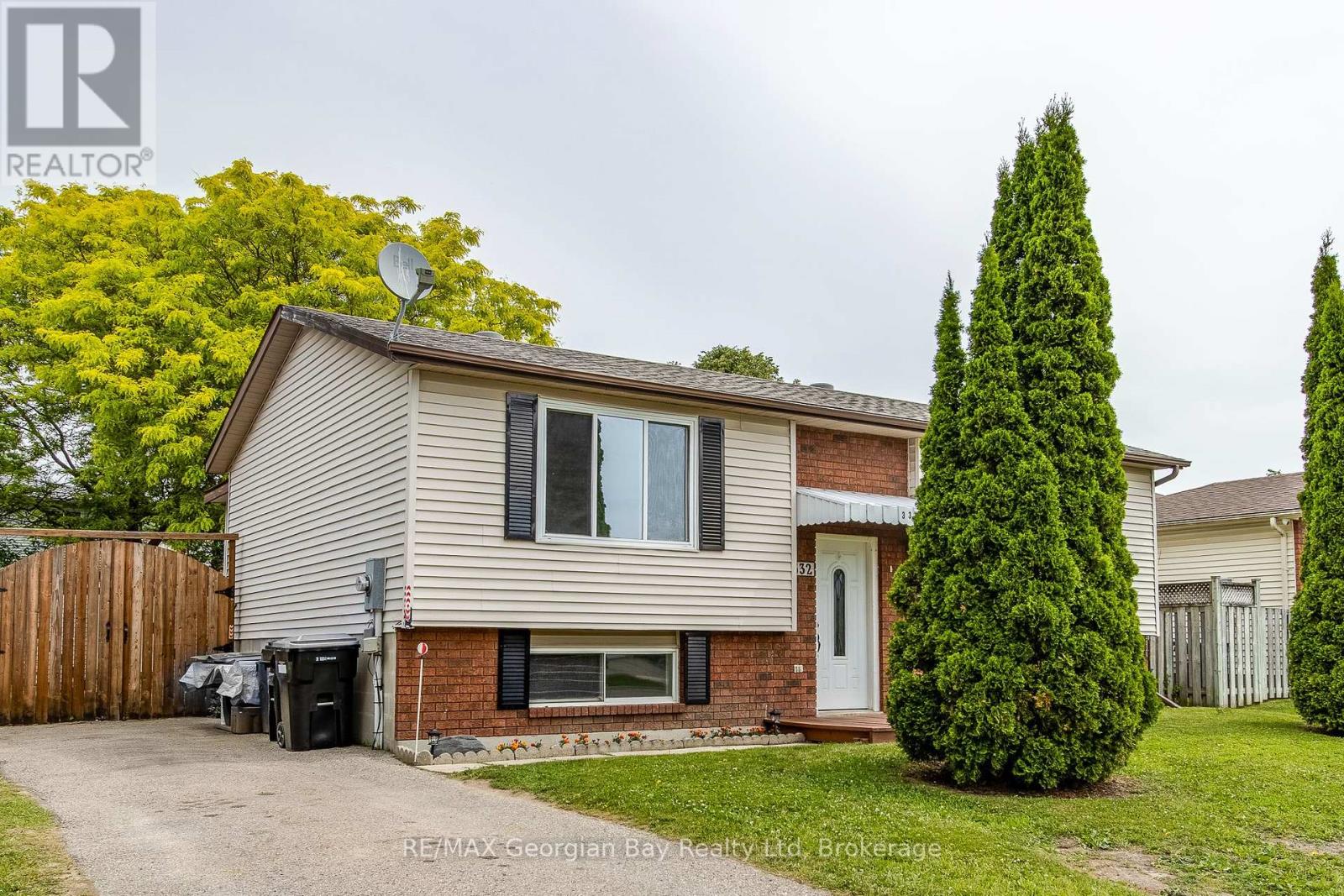 Property at 332 GALLOWAY BOULEVARD image 3