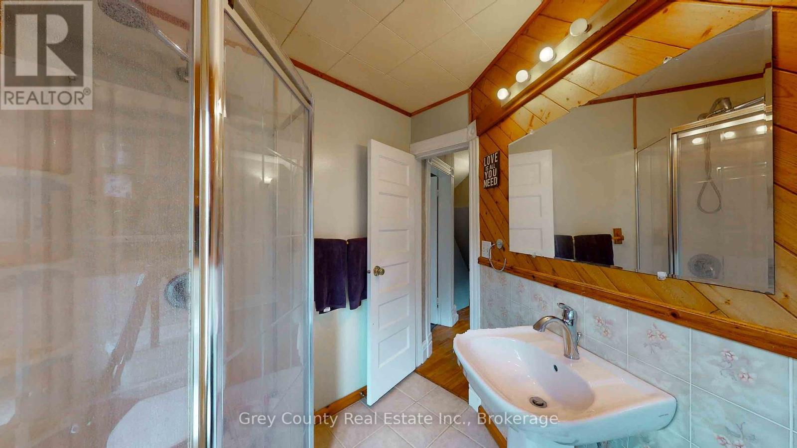 124 Lorne Street, Grey Highlands, Ontario  N0C 1H0 - Photo 31 - X12235192