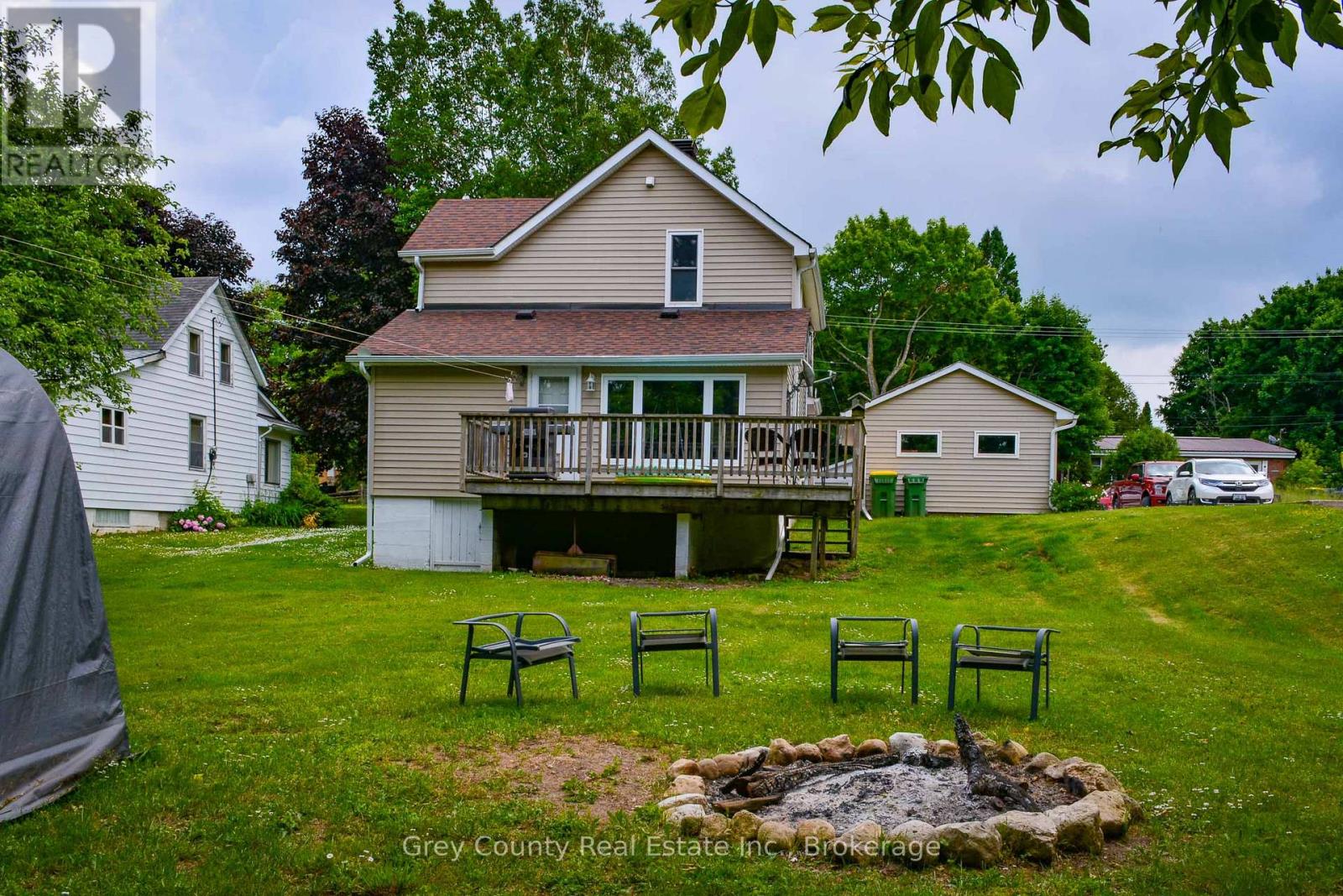 124 Lorne Street, Grey Highlands, Ontario  N0C 1H0 - Photo 38 - X12235192