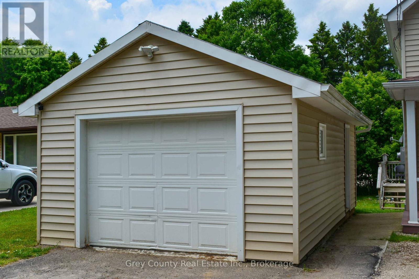 124 Lorne Street, Grey Highlands, Ontario  N0C 1H0 - Photo 44 - X12235192
