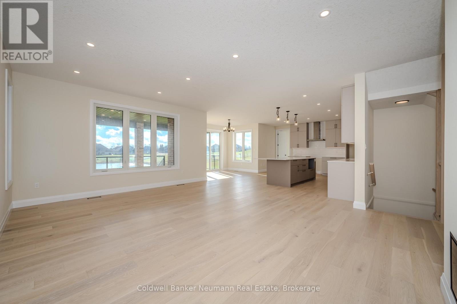 10 Broughton Street, Erin, Ontario  N1H 0B7 - Photo 10 - X12235259