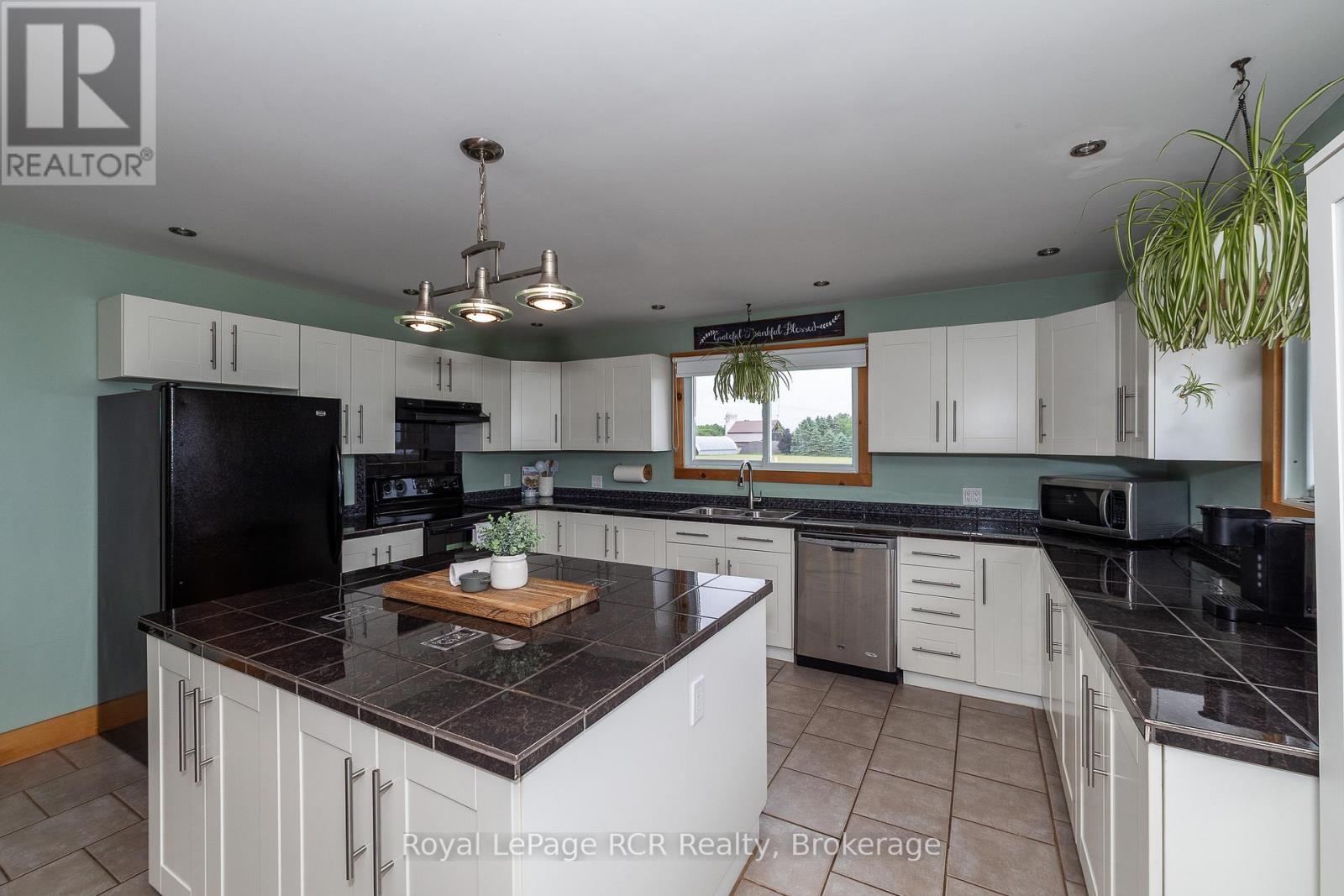 406428 Grey Rd 4, Grey Highlands, Ontario  N0C 1E0 - Photo 11 - X12235286