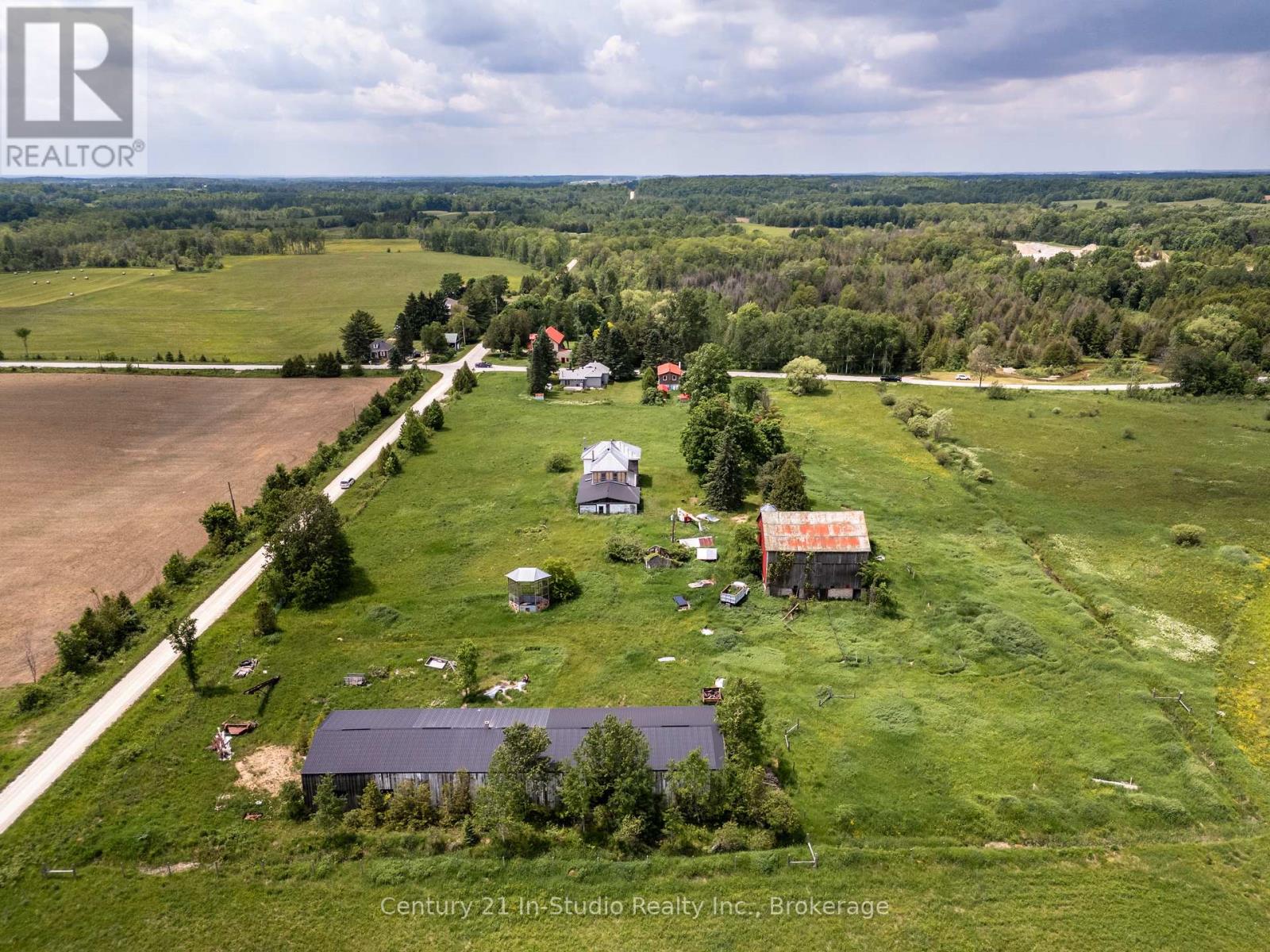 135389 Concession 8 Road, Chatsworth, Ontario  N0H 1K0 - Photo 20 - X12235333
