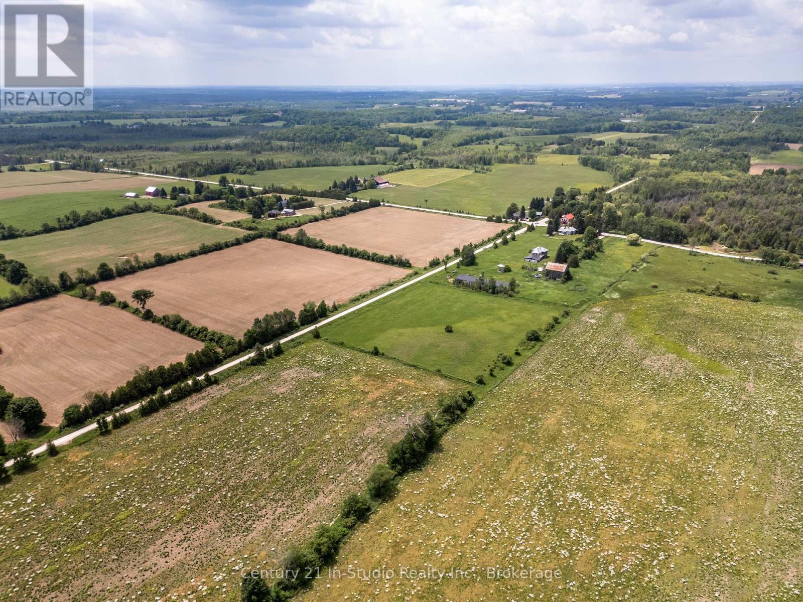 135389 Concession 8 Road, Chatsworth, Ontario  N0H 1K0 - Photo 27 - X12235333