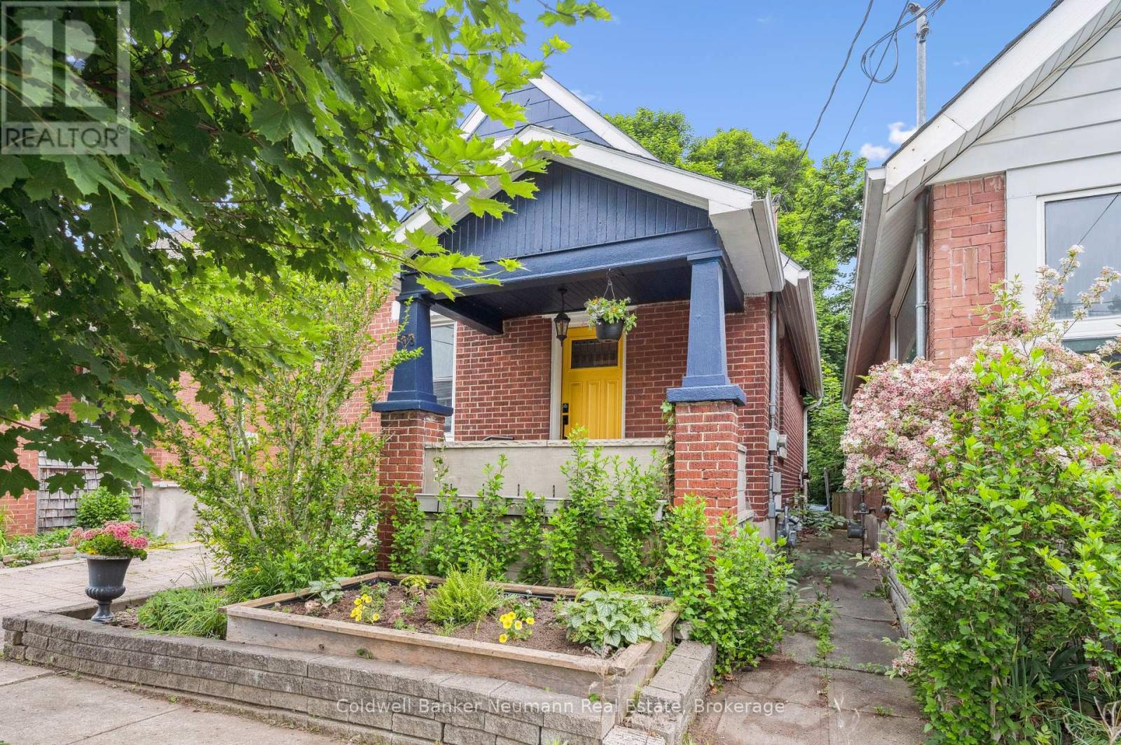 Property at 136 KINGSMILL AVENUE image 1