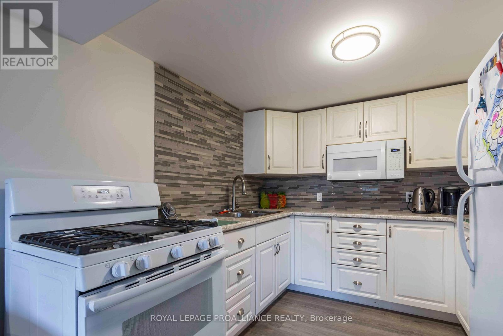 129 Cedar Street, Brighton, Ontario  K0K 1H0 - Photo 17 - X12235224