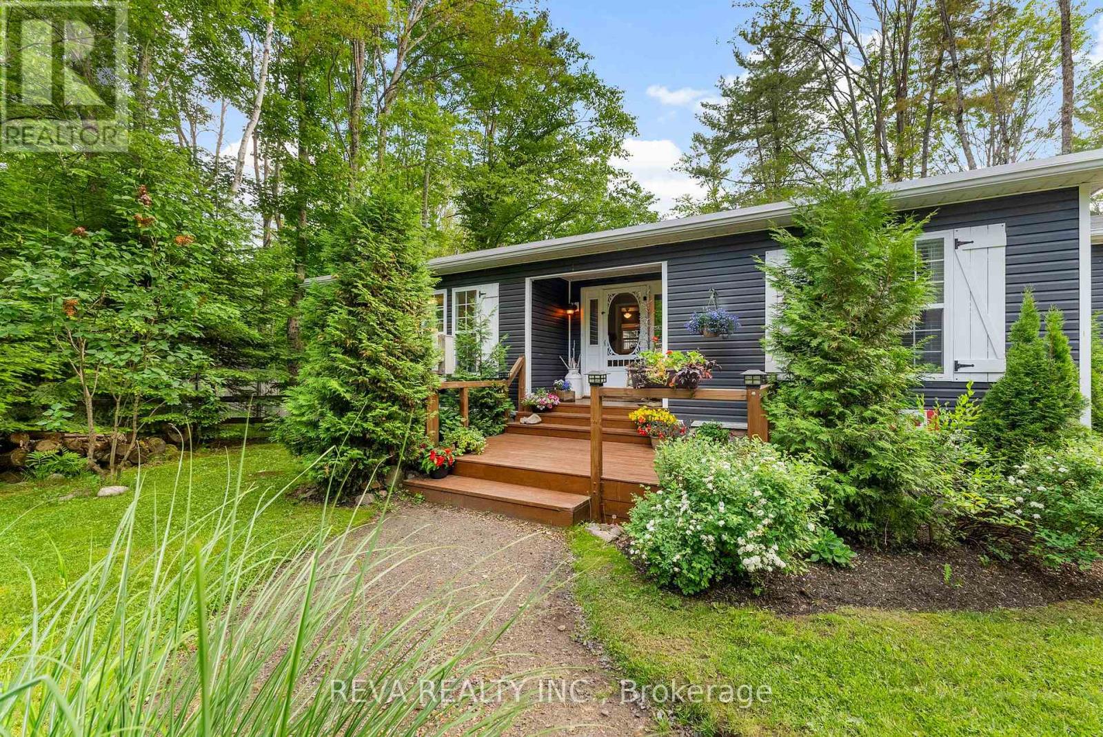 Property at 14 ROBINSON LANE image 1