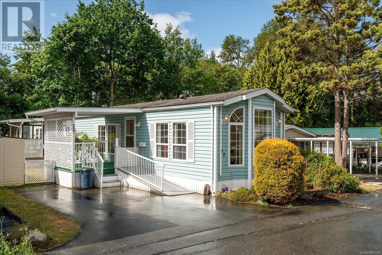 Property at 32 Honey Dr image 1
