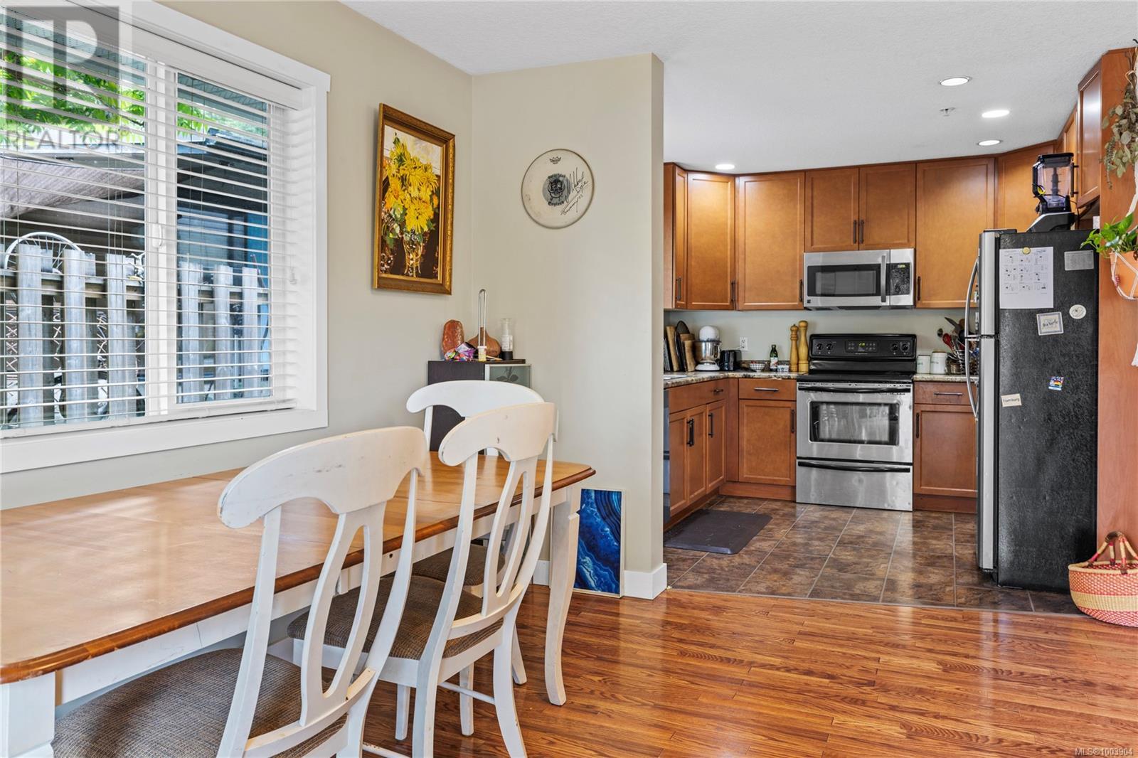 512 Gardasan Way, Nanaimo, British Columbia  V9R 6K8 - Photo 11 - 1003904