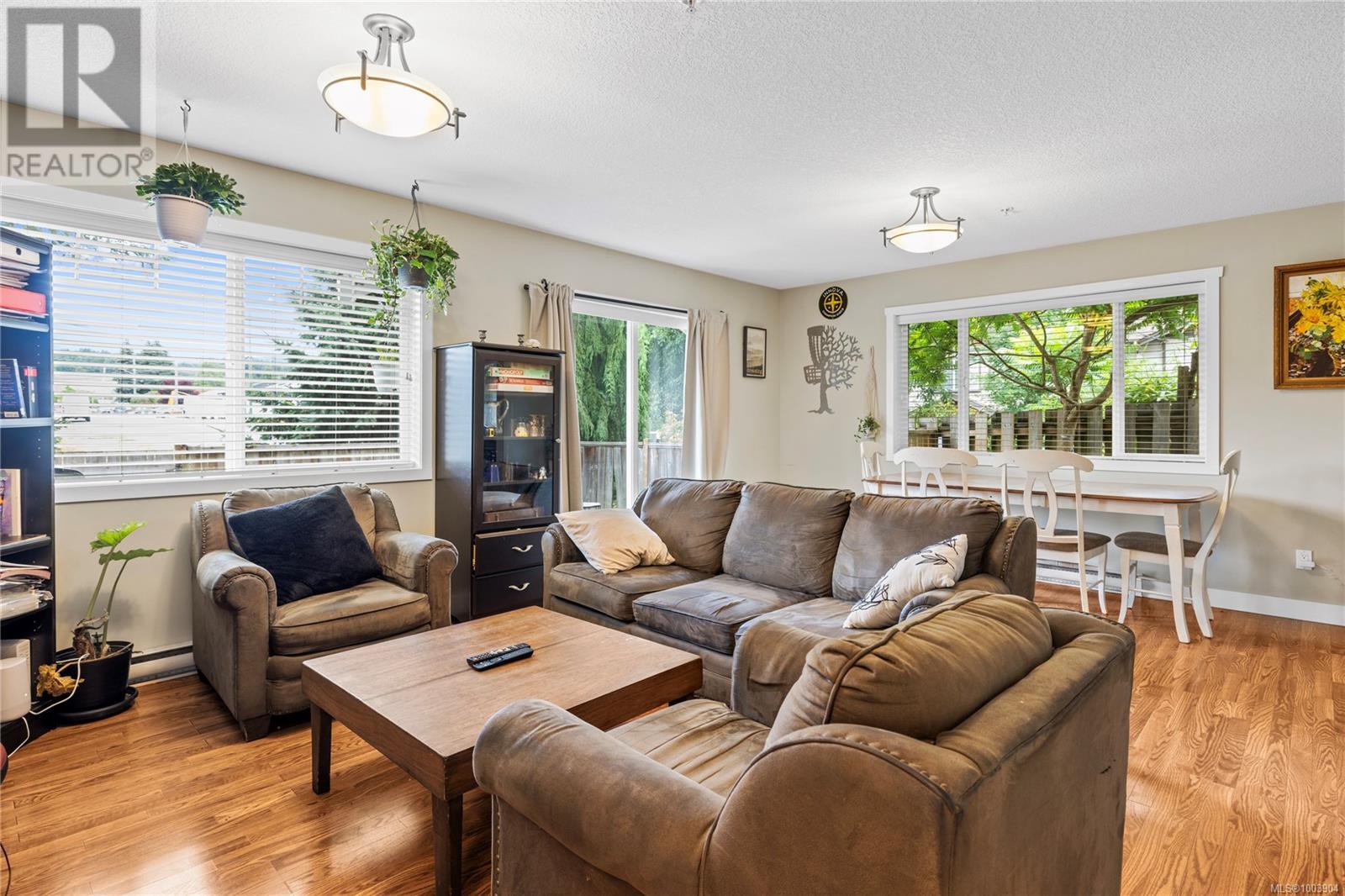 512 Gardasan Way, Nanaimo, British Columbia  V9R 6K8 - Photo 5 - 1003904